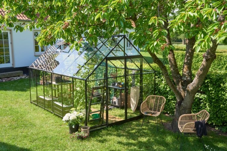 «HALLS QUBE +» 9,9 m2 Color Negro
